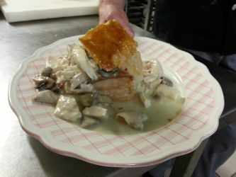 BOUCHÉE À LA REINE