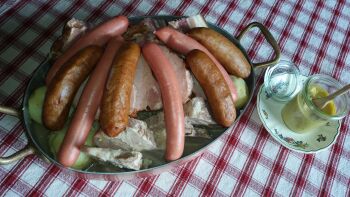 CHOUCROUTE GARNIE MIJOTEE A L