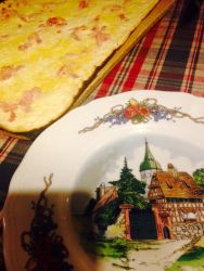 TARTE FLAMBEE FLAMMEKUECHE